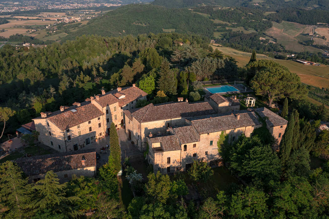 Borgo di Celle, enchantment in the green