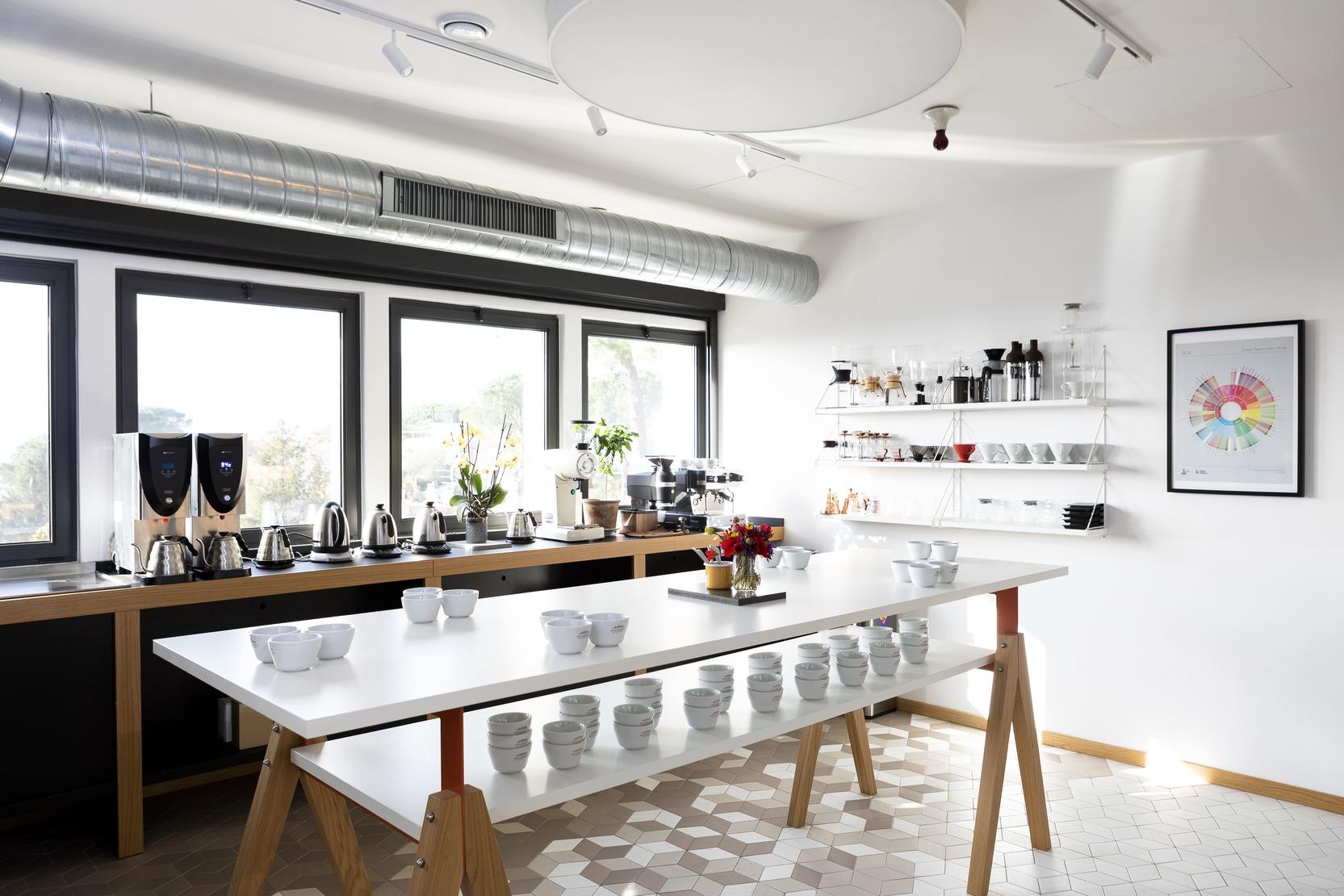 For work or for passion, at the Academy you become a coffee ‘sommelier’