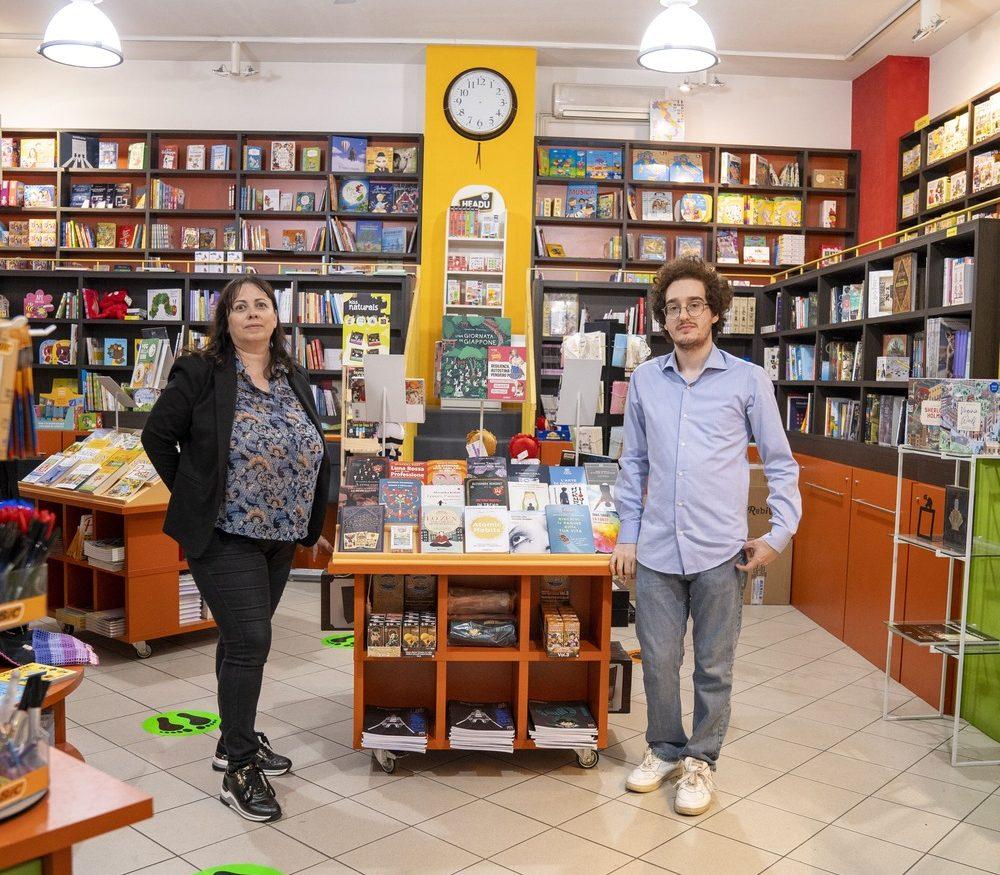 Perdersi tra gli scaffali della Libreria Del Frattempo