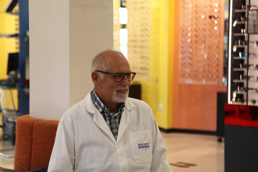 A Passion for Optics and Customer Service