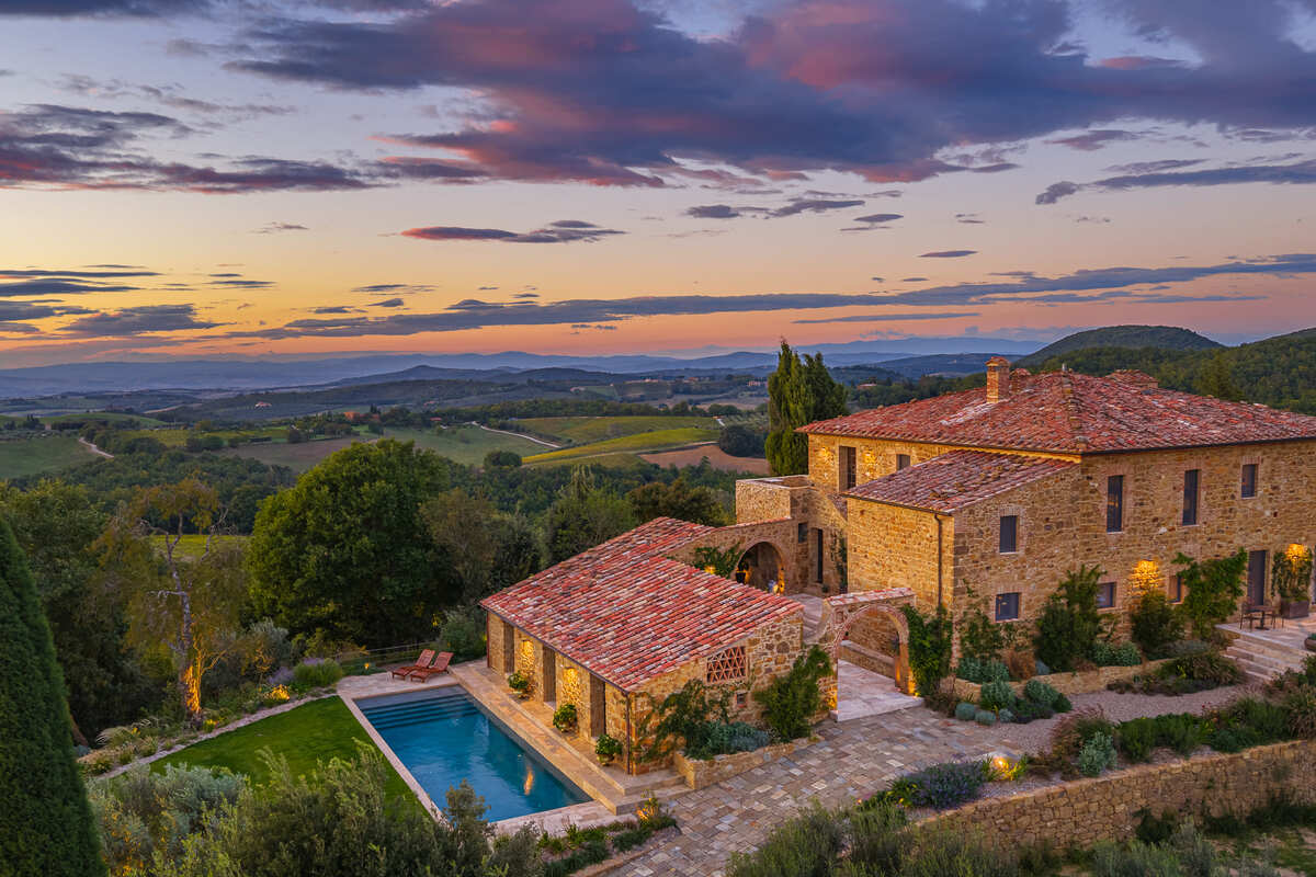 The Restoration of an Ancient Farmhouse in Classical Tuscany