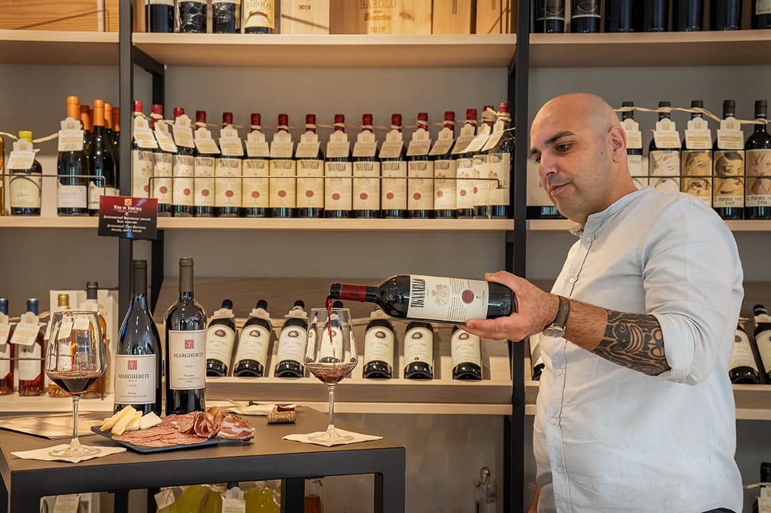 A Fine Wine Bank, the Case of Enoteca Vini di Toscana